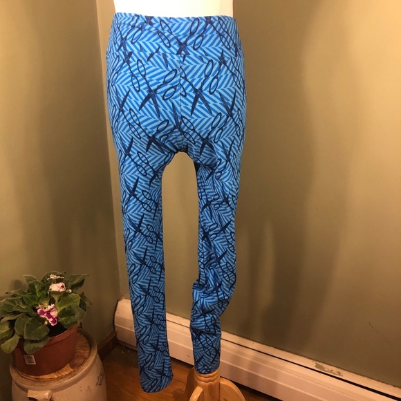 OS Lularoe leggings with scissors - Picture 8 of 9